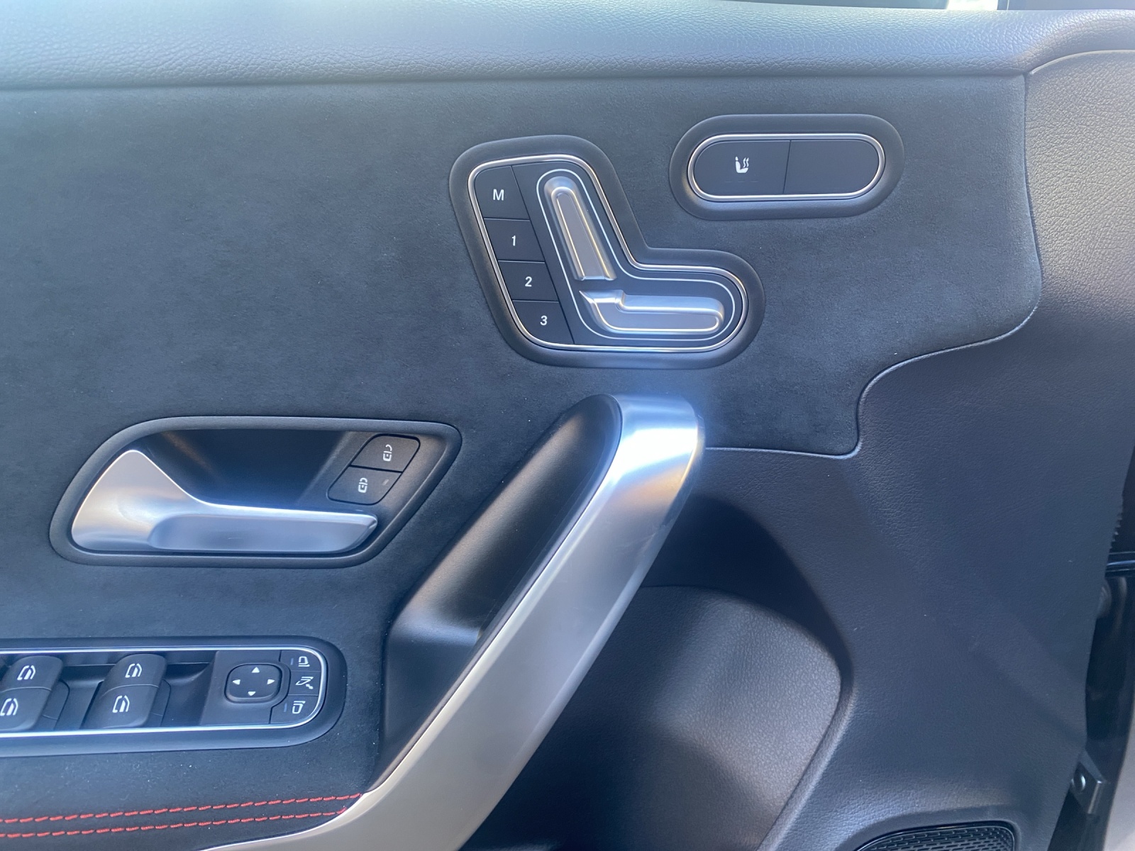 Image MERCEDES-BENZ A-250 A 250 4Matic 8G-DCT