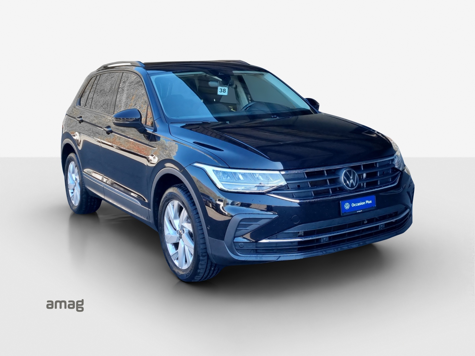 VW Tiguan 2.0TSI Life 4Motion DSG-image-5