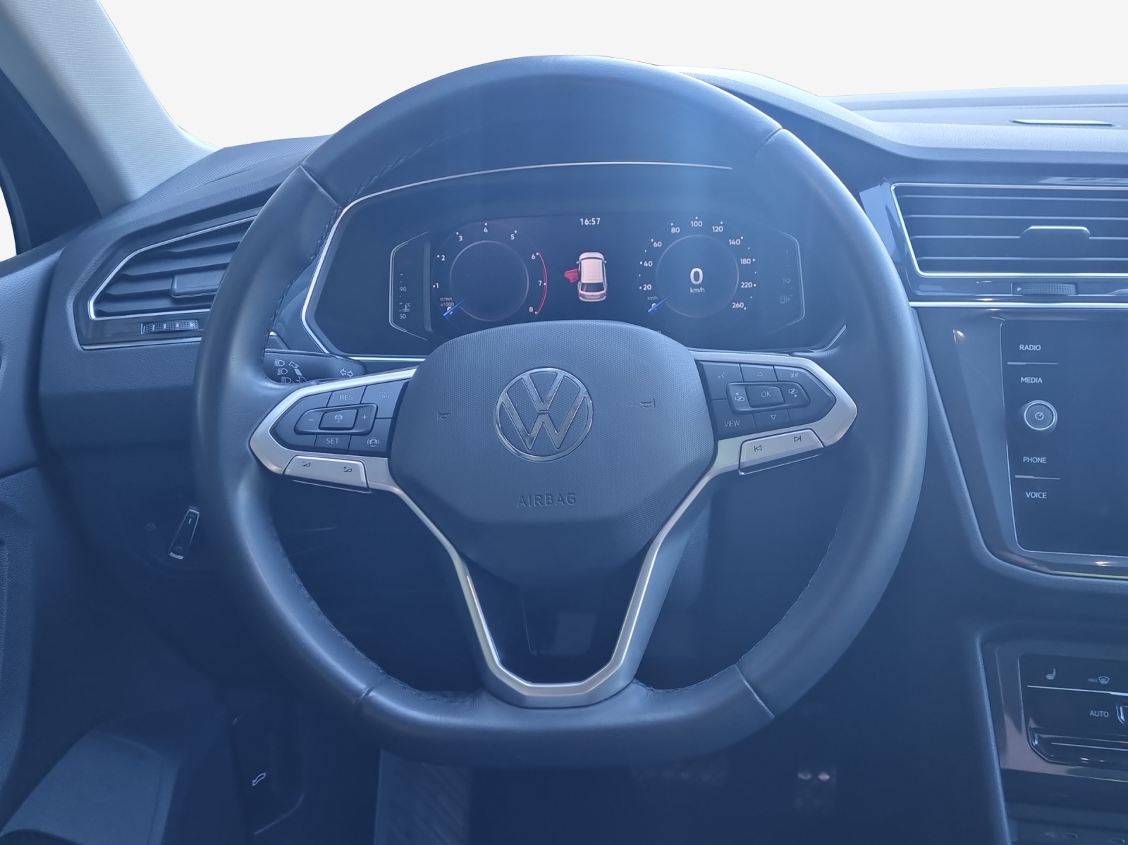 VW Tiguan 2.0TSI Life 4Motion DSG-image-9