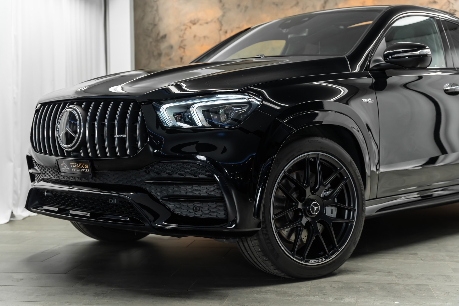 MERCEDES-BENZ GLE Coupé 53 AMG 4Matic+ Speedshift *24 M-Garantie*Panorama*Air-Balance*Sitzbelüftung*-showroom-element-1