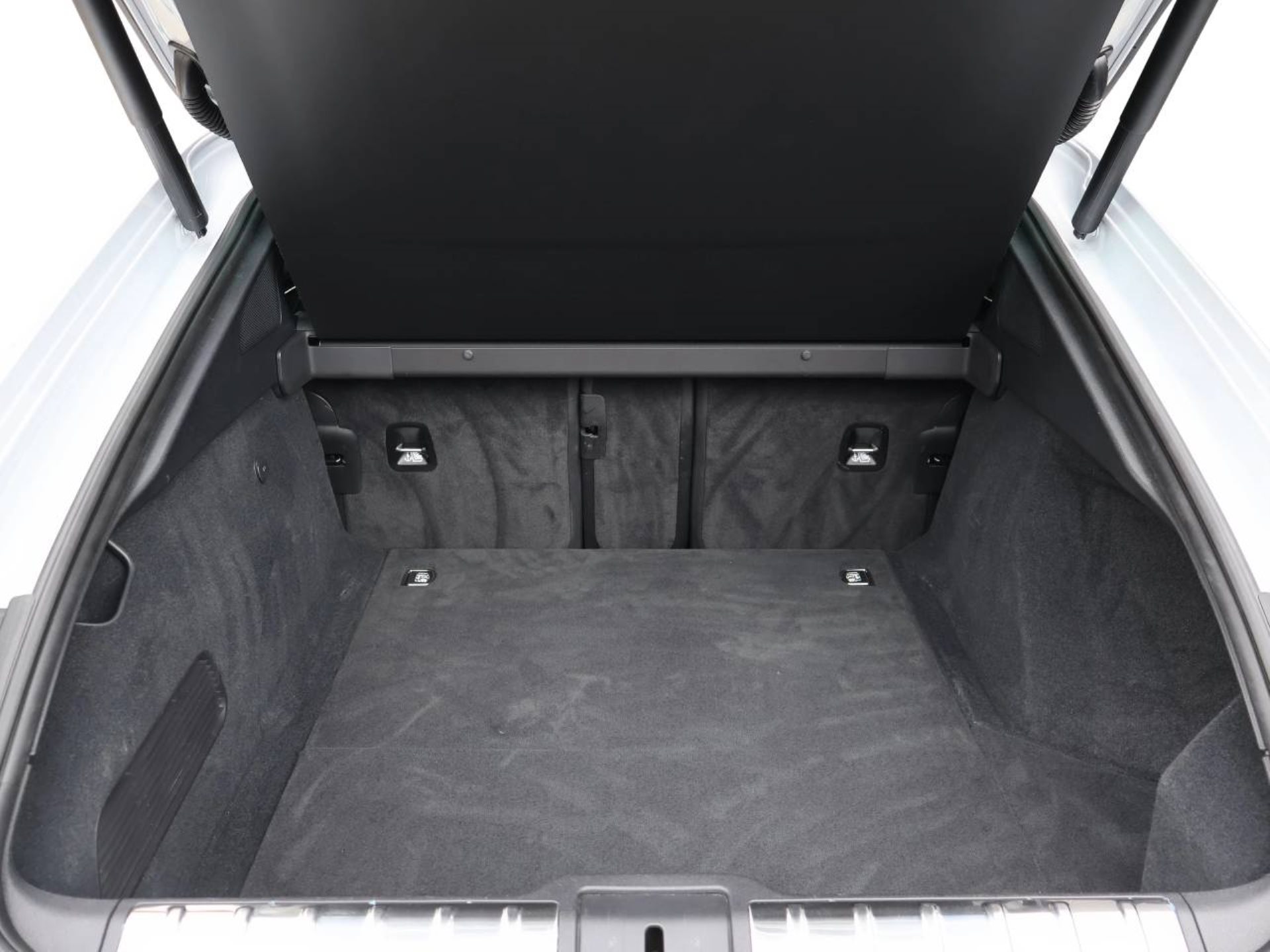 PORSCHE Panamera 4S E-Hybrid-image-18