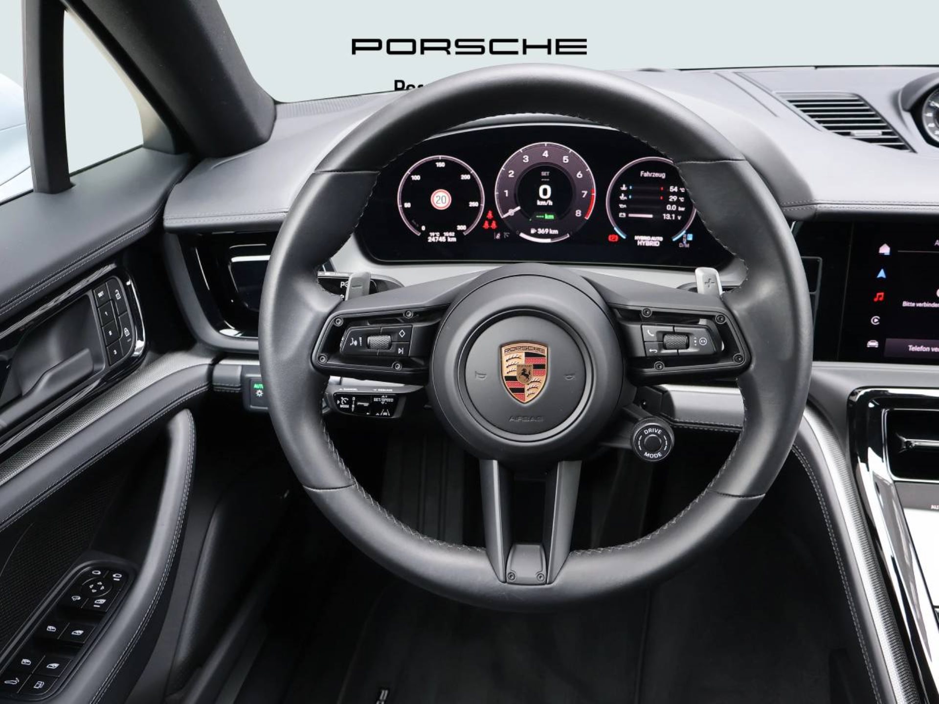 PORSCHE Panamera 4S E-Hybrid-image-11