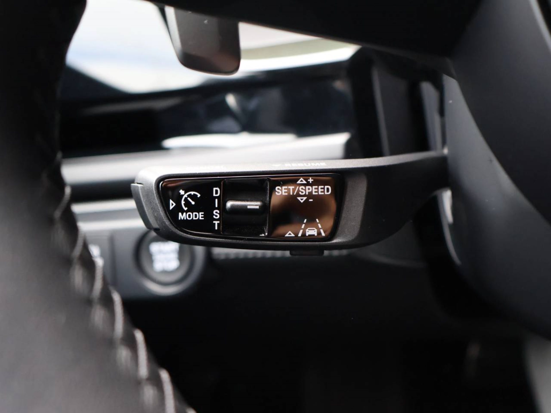PORSCHE Panamera 4S E-Hybrid-image-26