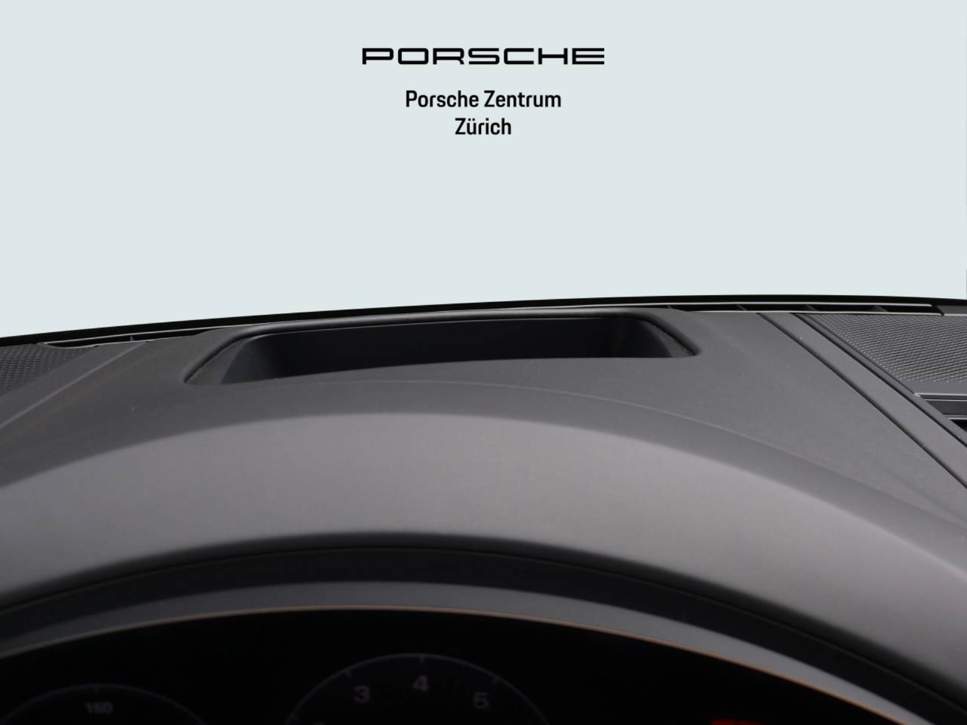 PORSCHE Panamera 4S E-Hybrid-image-30