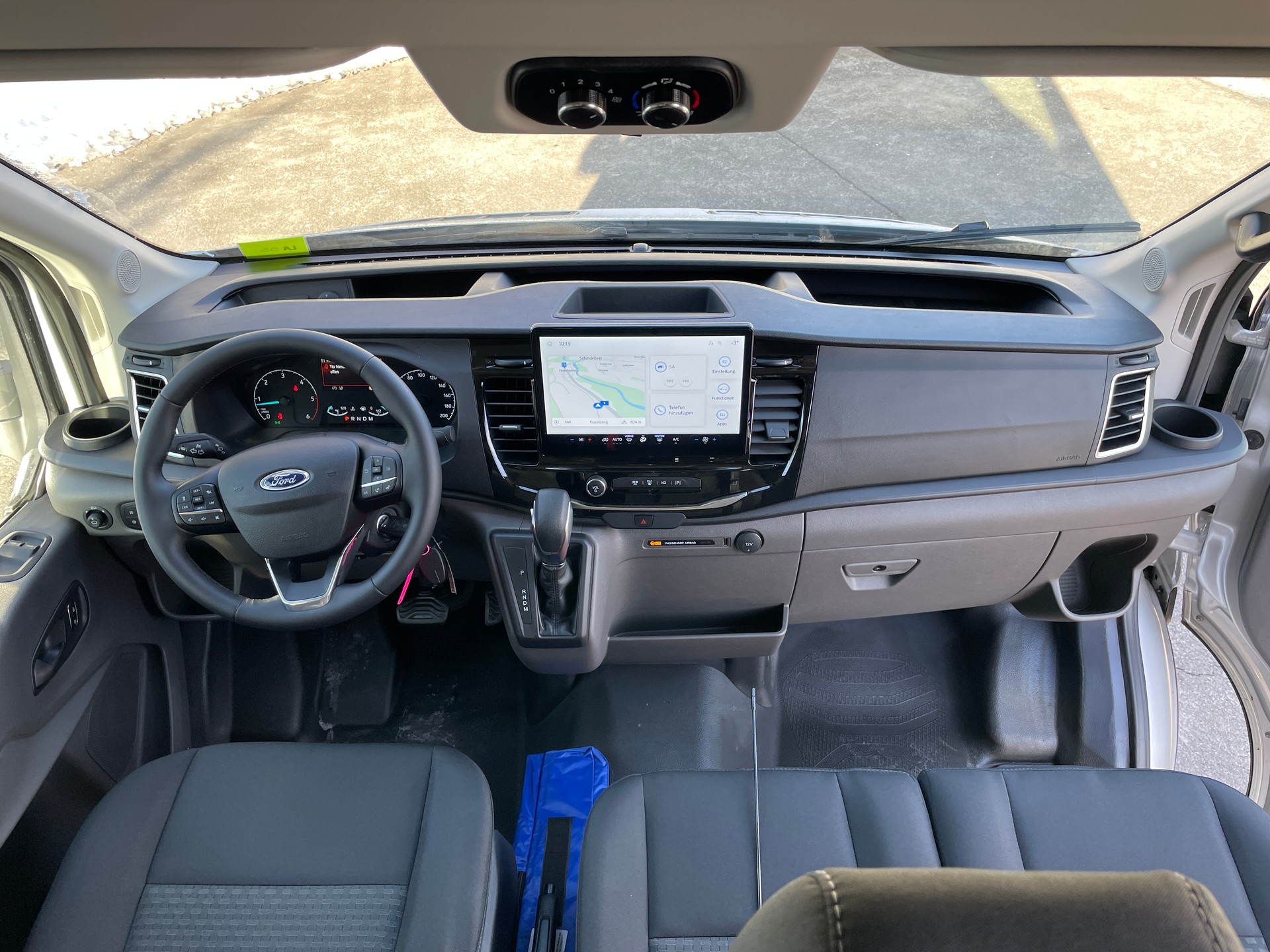 FORD Transit 460 L4H3 RWD A 18-Sitzer mit Standheizung und Rückfahrkamera-image-19