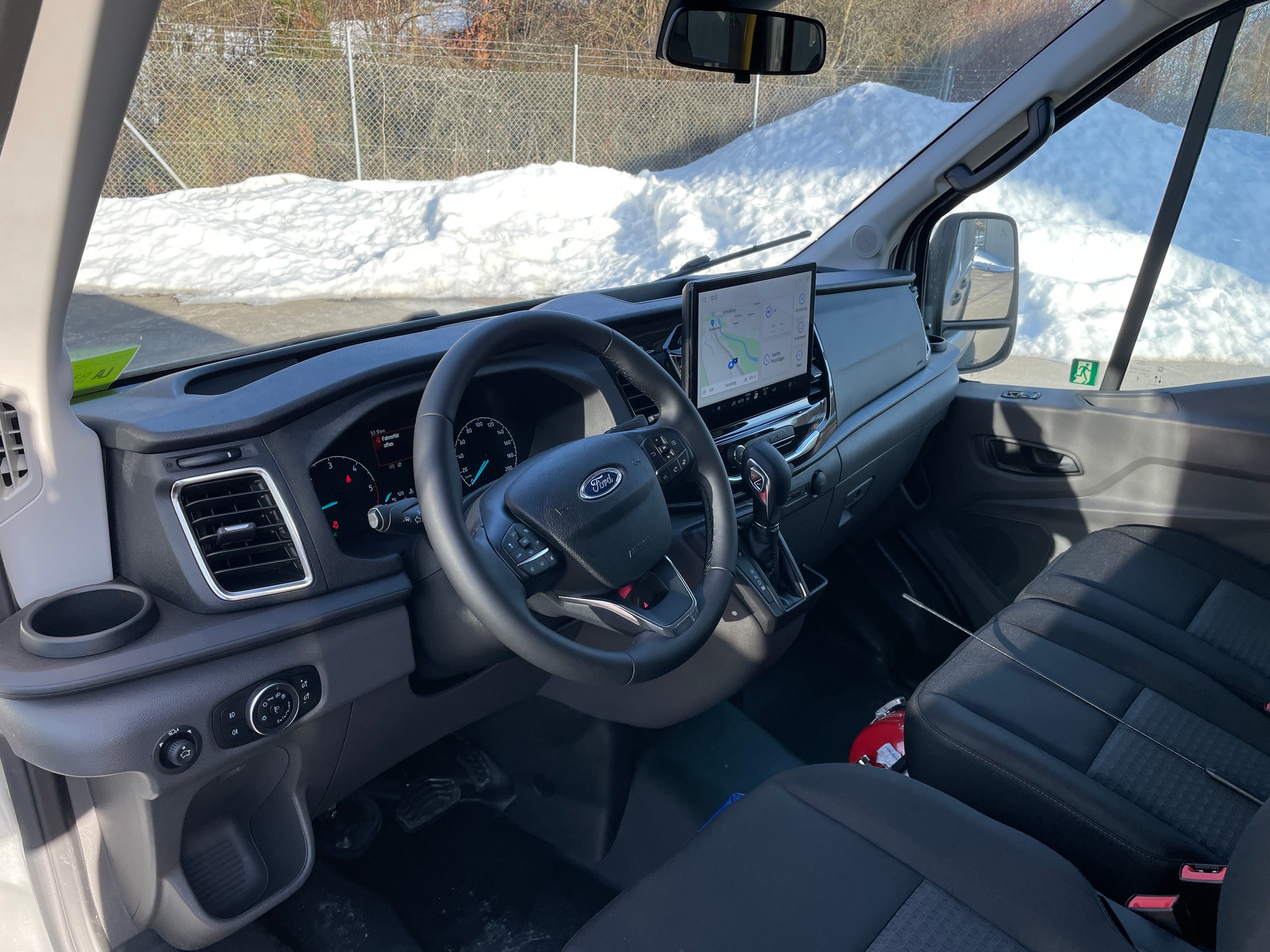 FORD Transit 460 L4H3 RWD A 18-Sitzer mit Standheizung und Rückfahrkamera-image-9