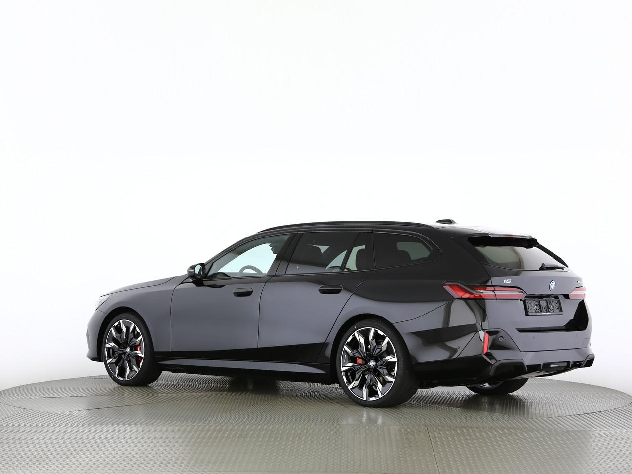 BMW i5 xDrive40 Touring-image-8