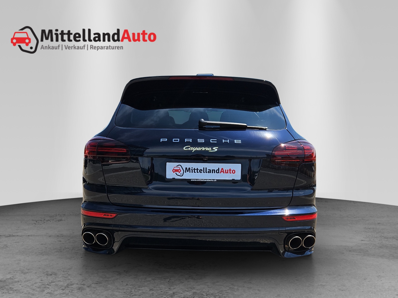 PORSCHE Cayenne S E-Hybrid-image-13