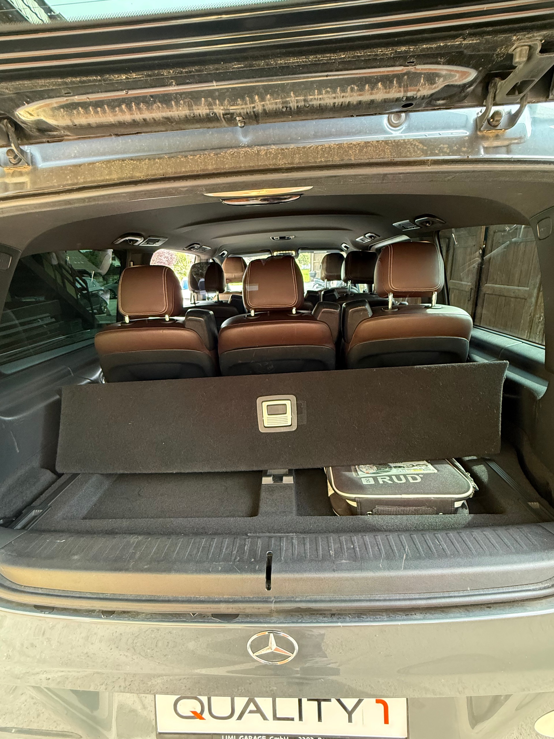 MERCEDES-BENZ V 250 BlueTEC Edition 1 lang 7G-Tronic-image-17