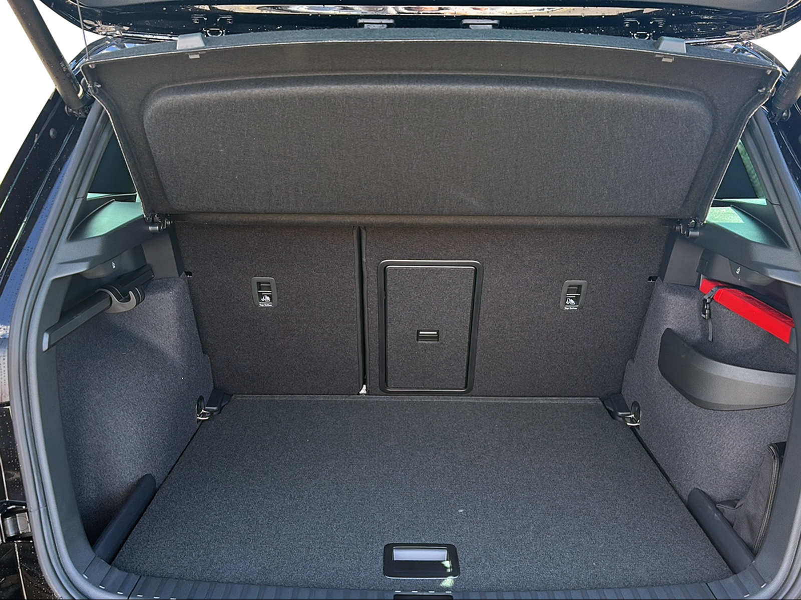 SKODA Karoq 2.0 TSI SportLine 4x4 DSG-image-5