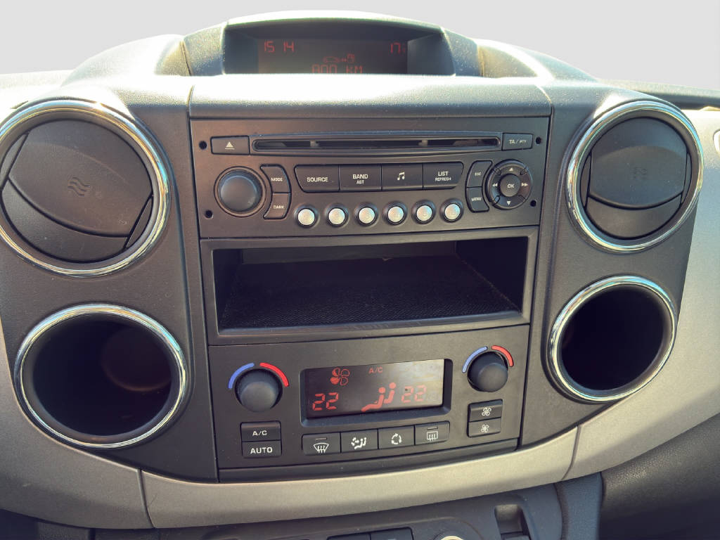 PEUGEOT Partner Tepee 1.6 HDI 112 PS Trendy Clim-image-9