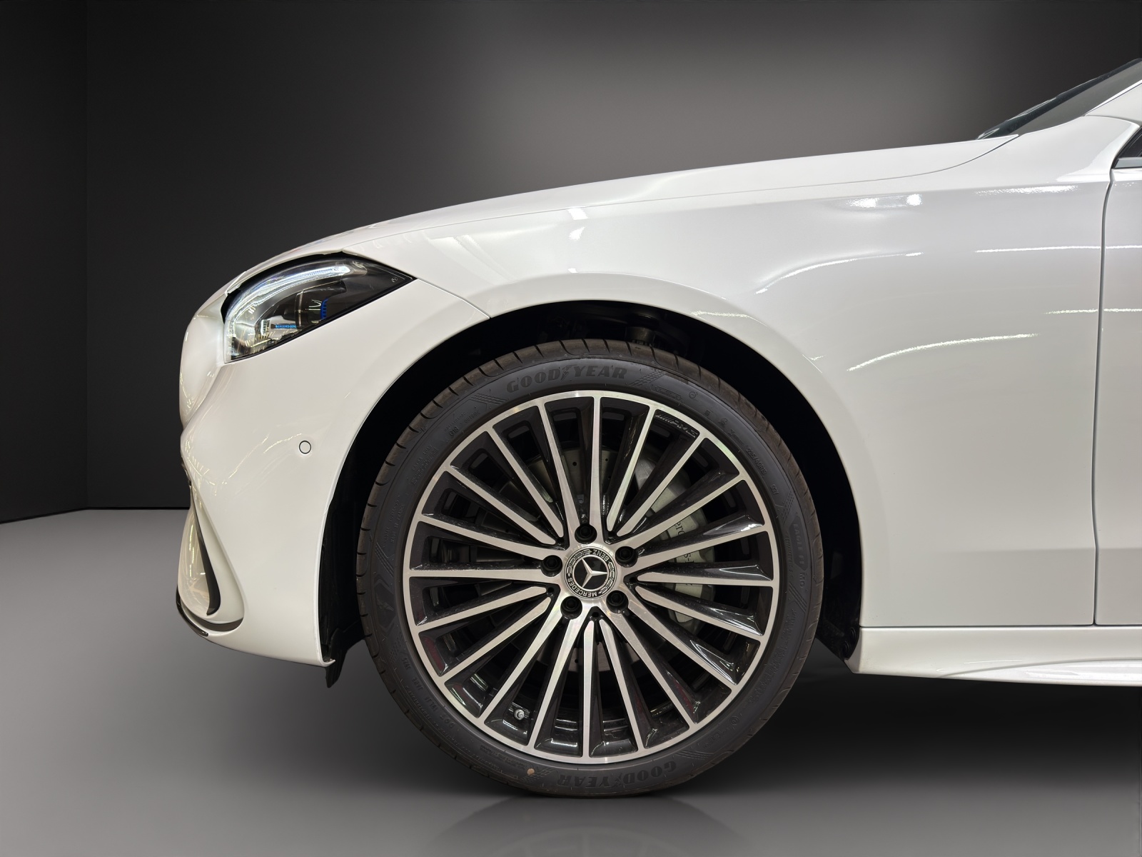 MERCEDES-BENZ C 220 d 4MATIC Limousine Swiss Star-image-5