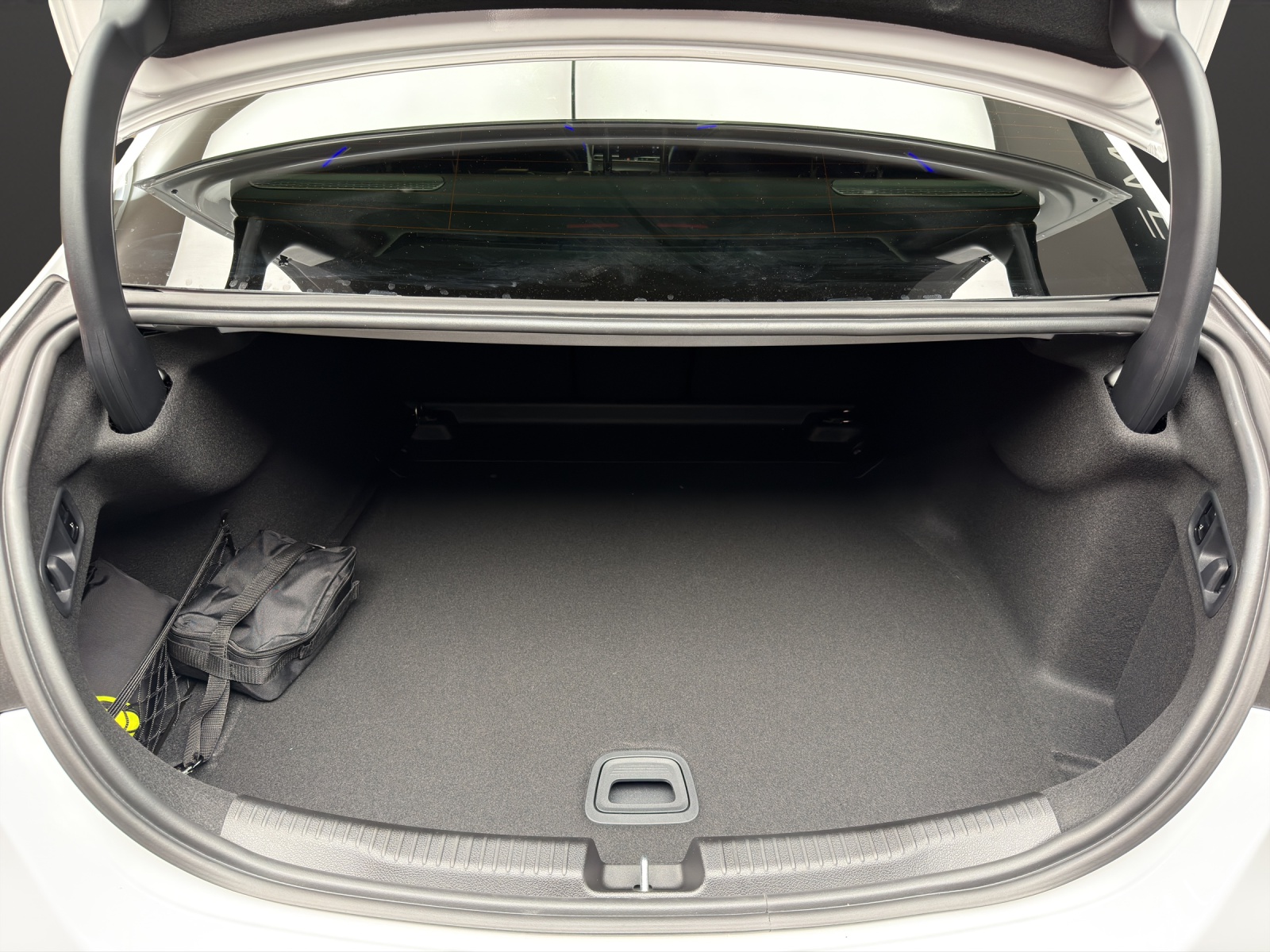 MERCEDES-BENZ C 220 d 4MATIC Limousine Swiss Star-image-11