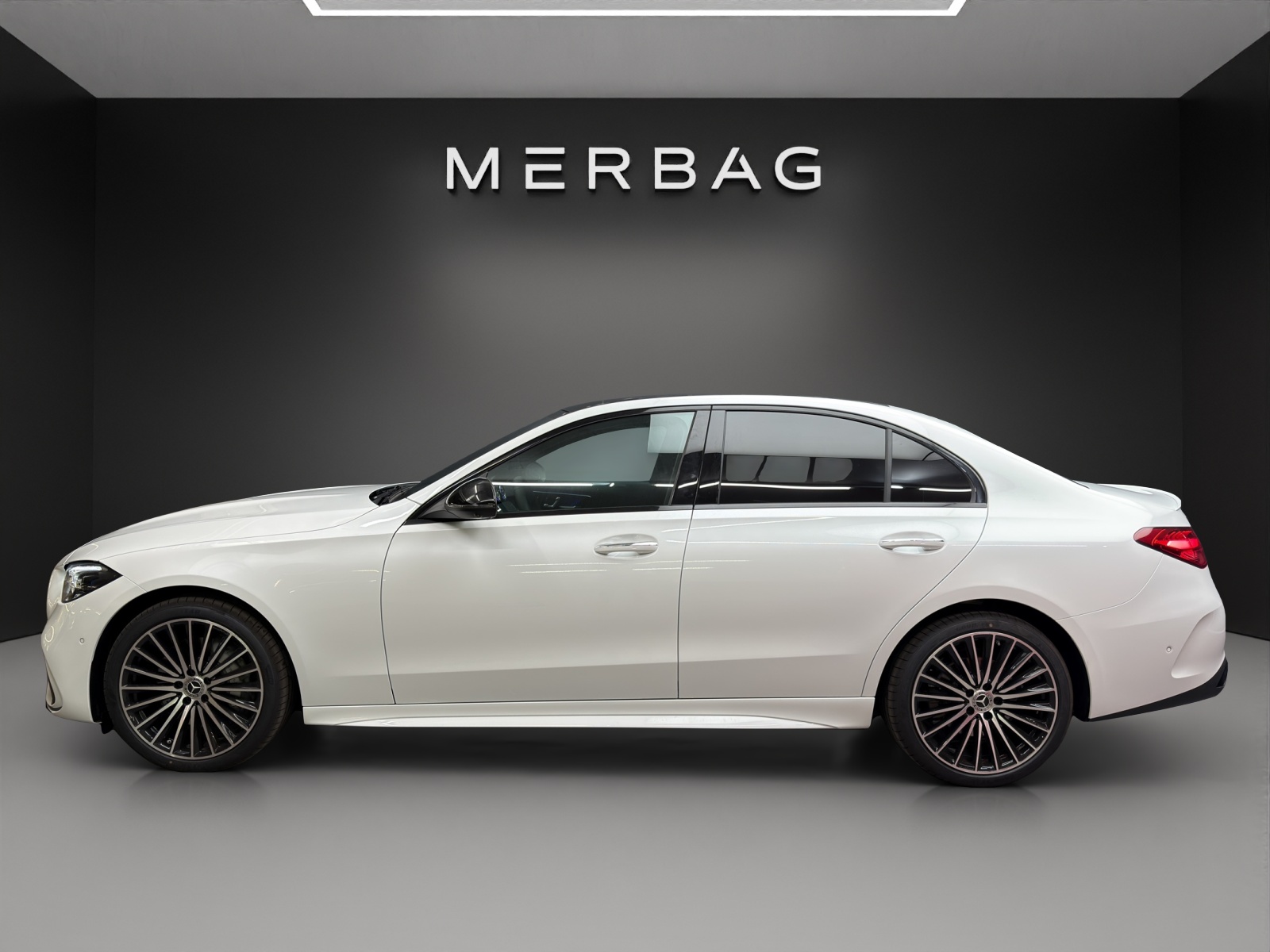 MERCEDES-BENZ C 220 d 4MATIC Limousine Swiss Star-image-2
