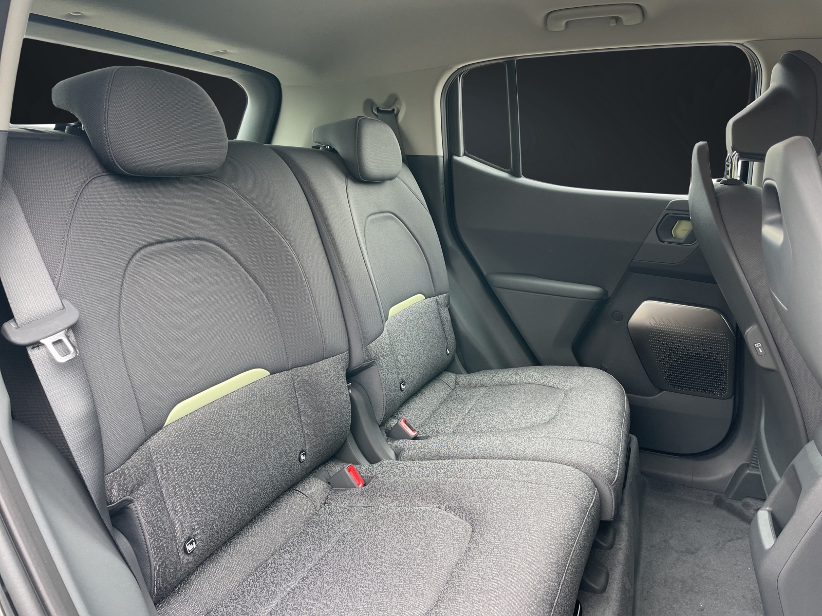 KIA EV2 42.2 kWh Air 4P-image-12