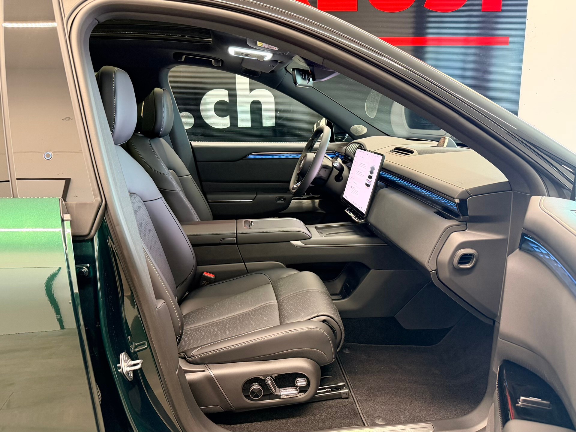 ZEEKR 7X 100kWh Privilege AWD-image-21