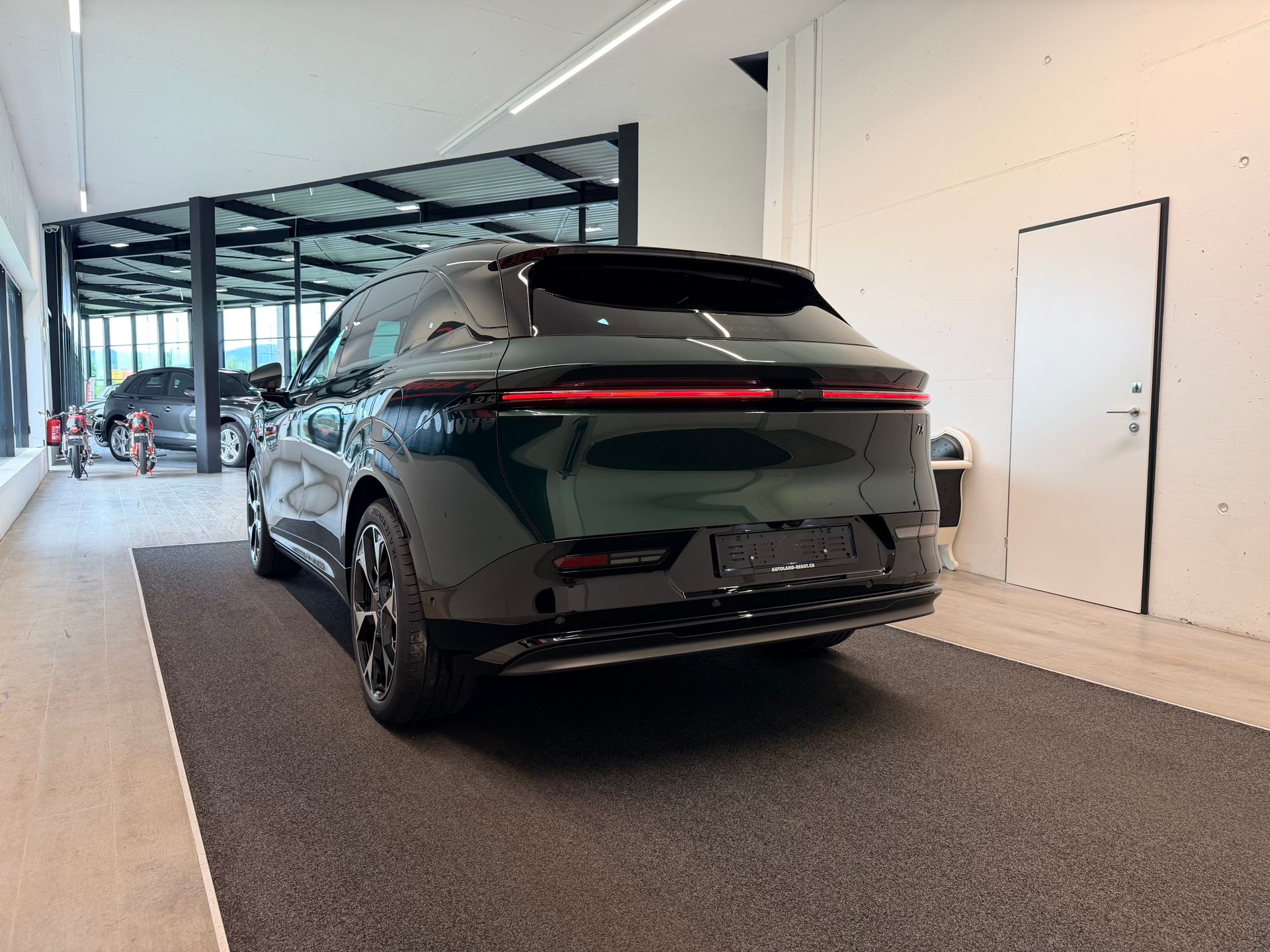 ZEEKR 7X 100kWh Privilege AWD-image-7
