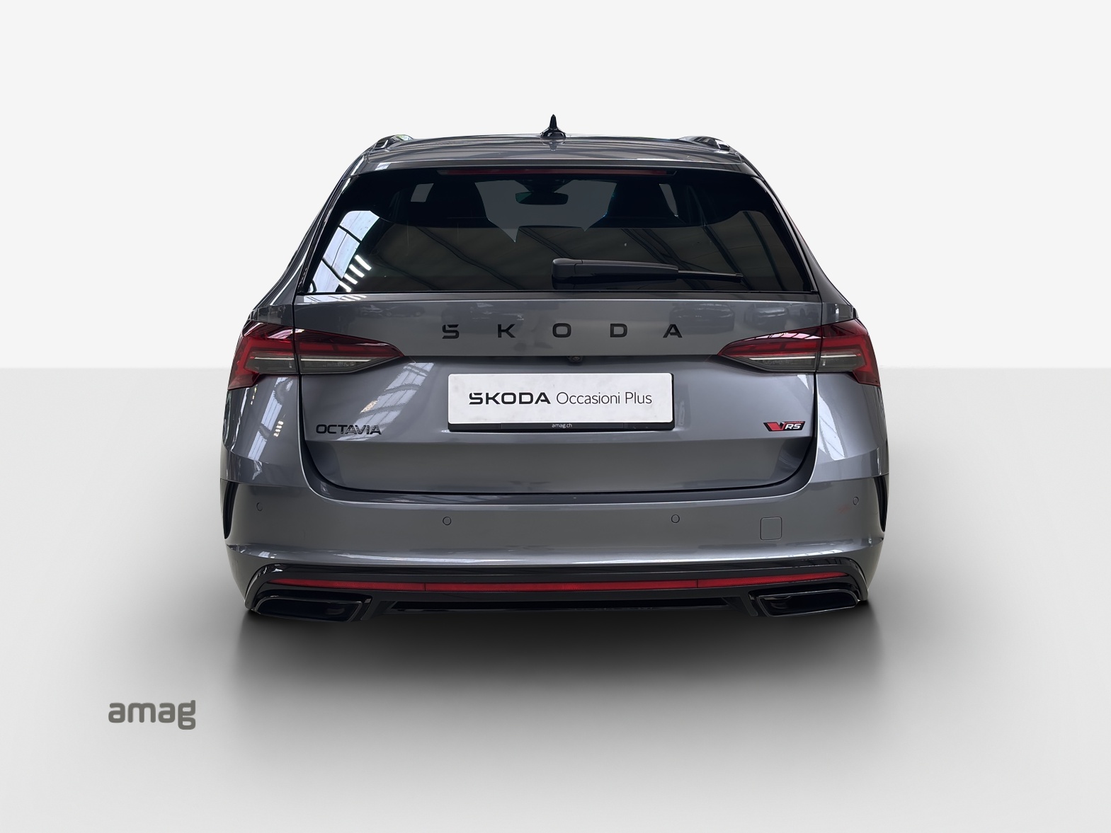 SKODA Octavia Combi 2.0 TSI DSG RS-image-3