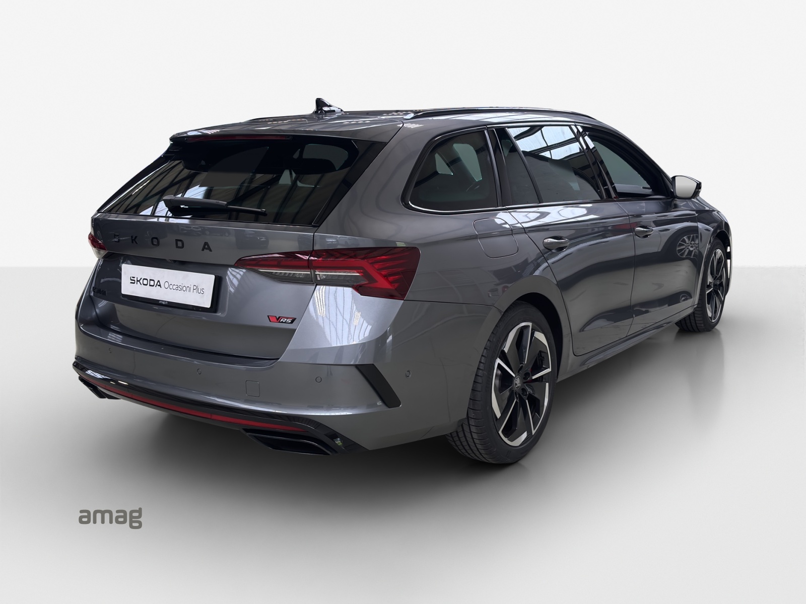 SKODA Octavia Combi 2.0 TSI DSG RS-image-4
