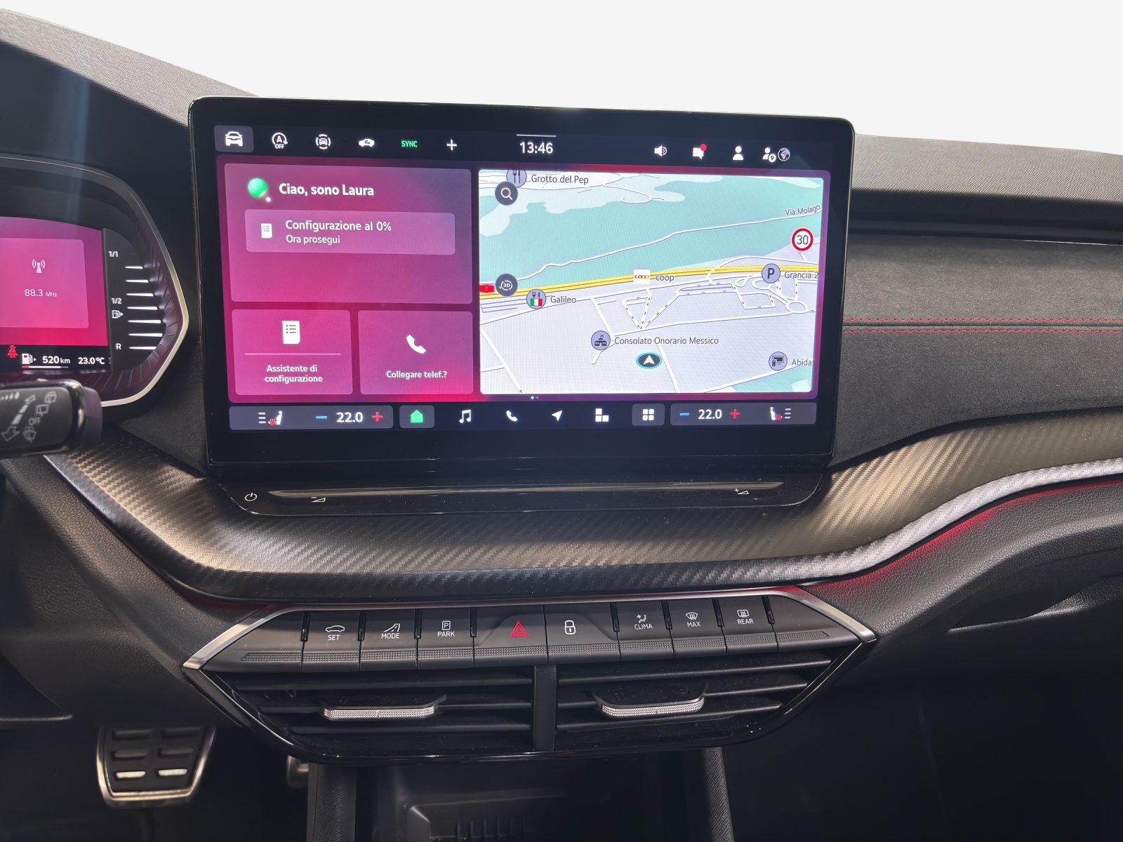 SKODA Octavia Combi 2.0 TSI DSG RS-image-10