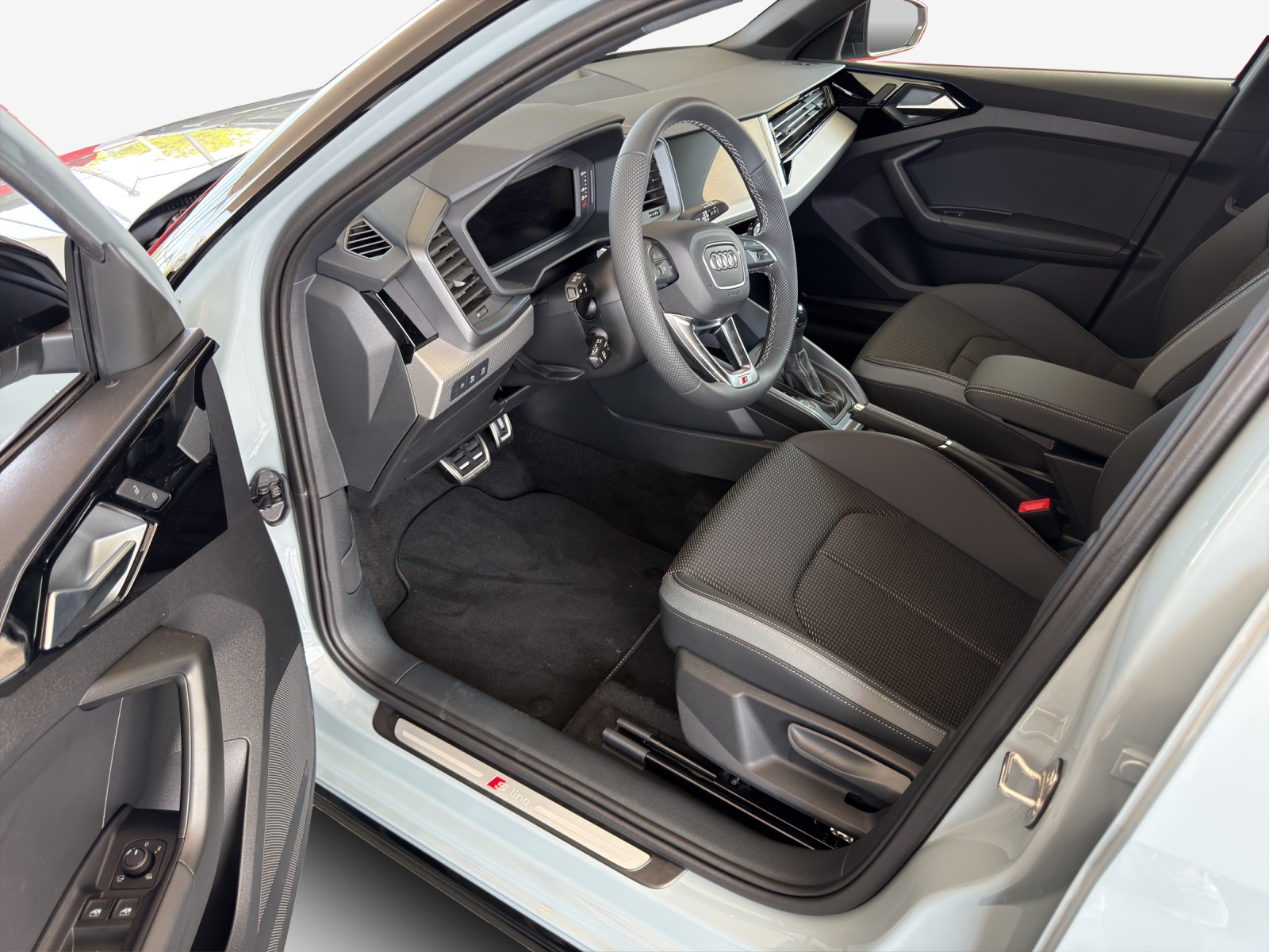 AUDI A1 Sportback 35 TFSI S Line S-tronic-image-7