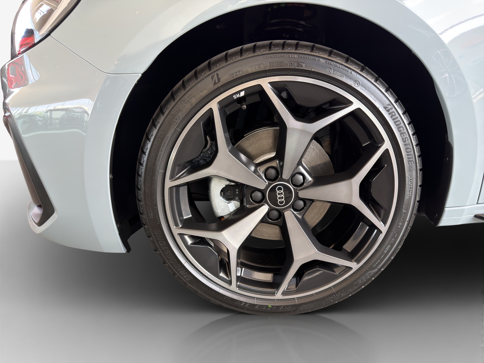 AUDI A1 Sportback 35 TFSI S Line S-tronic-image-15