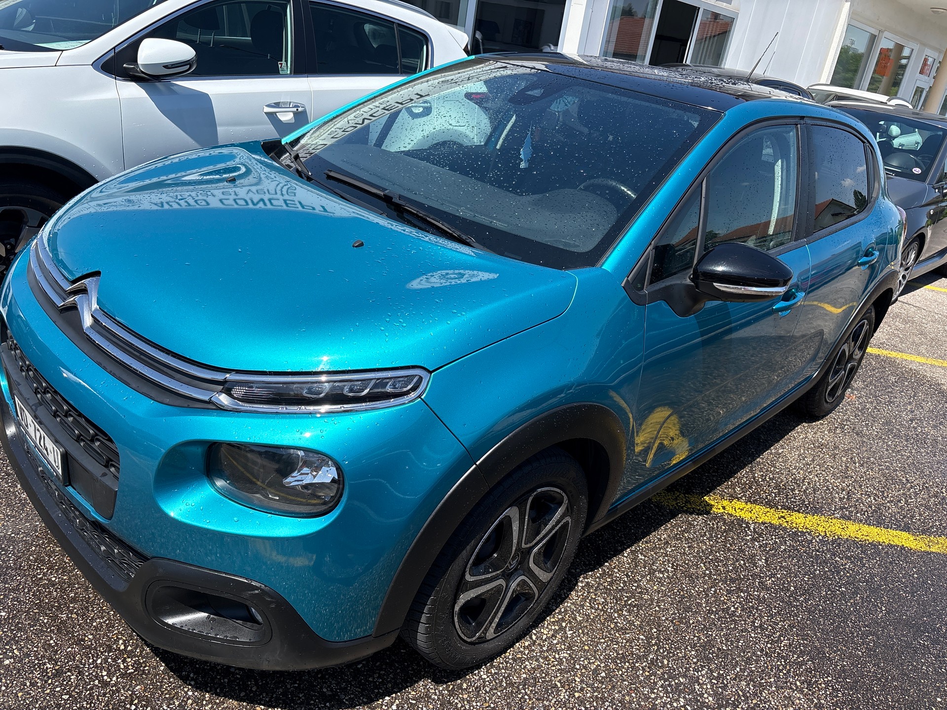 CITROEN C3 1.2i PureTech Feel-image-1
