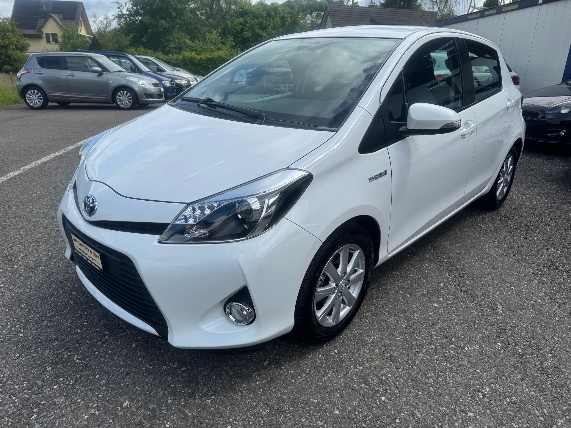 TOYOTA Yaris 1.5 VVT-i Hybrid Sol CVT-image-3