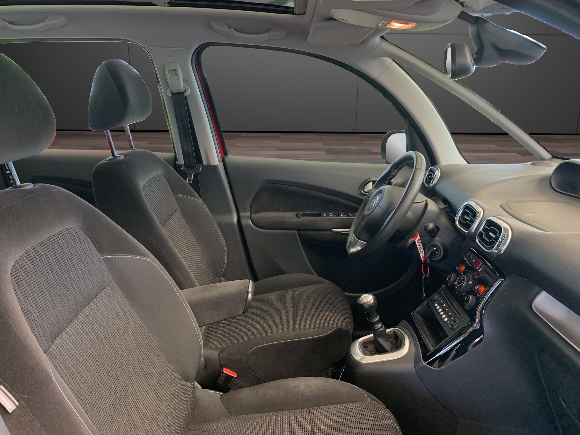 CITROEN C3 Picasso 1.6 HDi 115 Exclusive-image-13