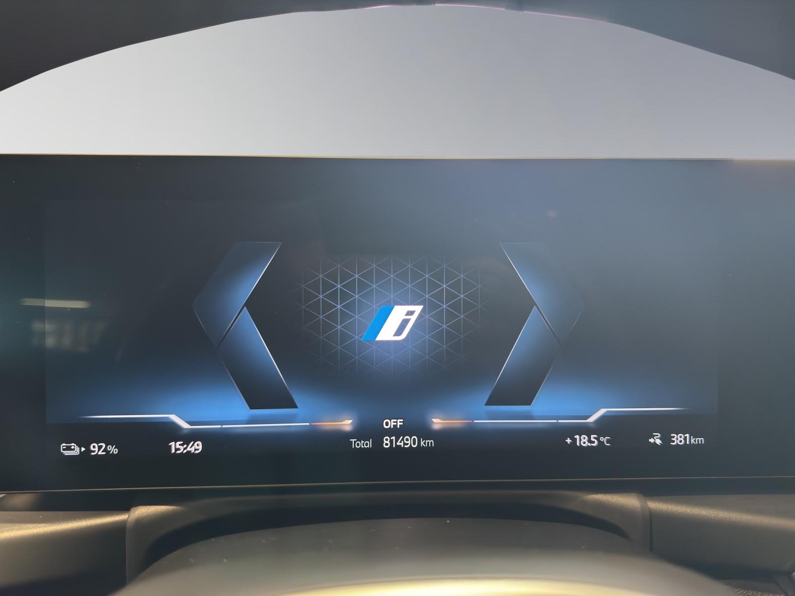 BMW i4 eDrive40-image-7