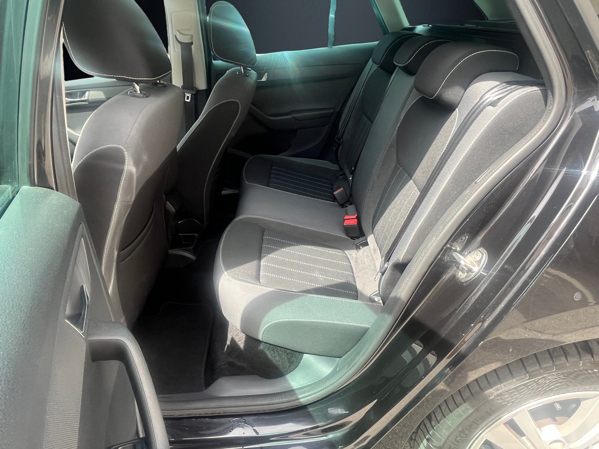SKODA Fabia Combi 1.0 TSI Style-image-7