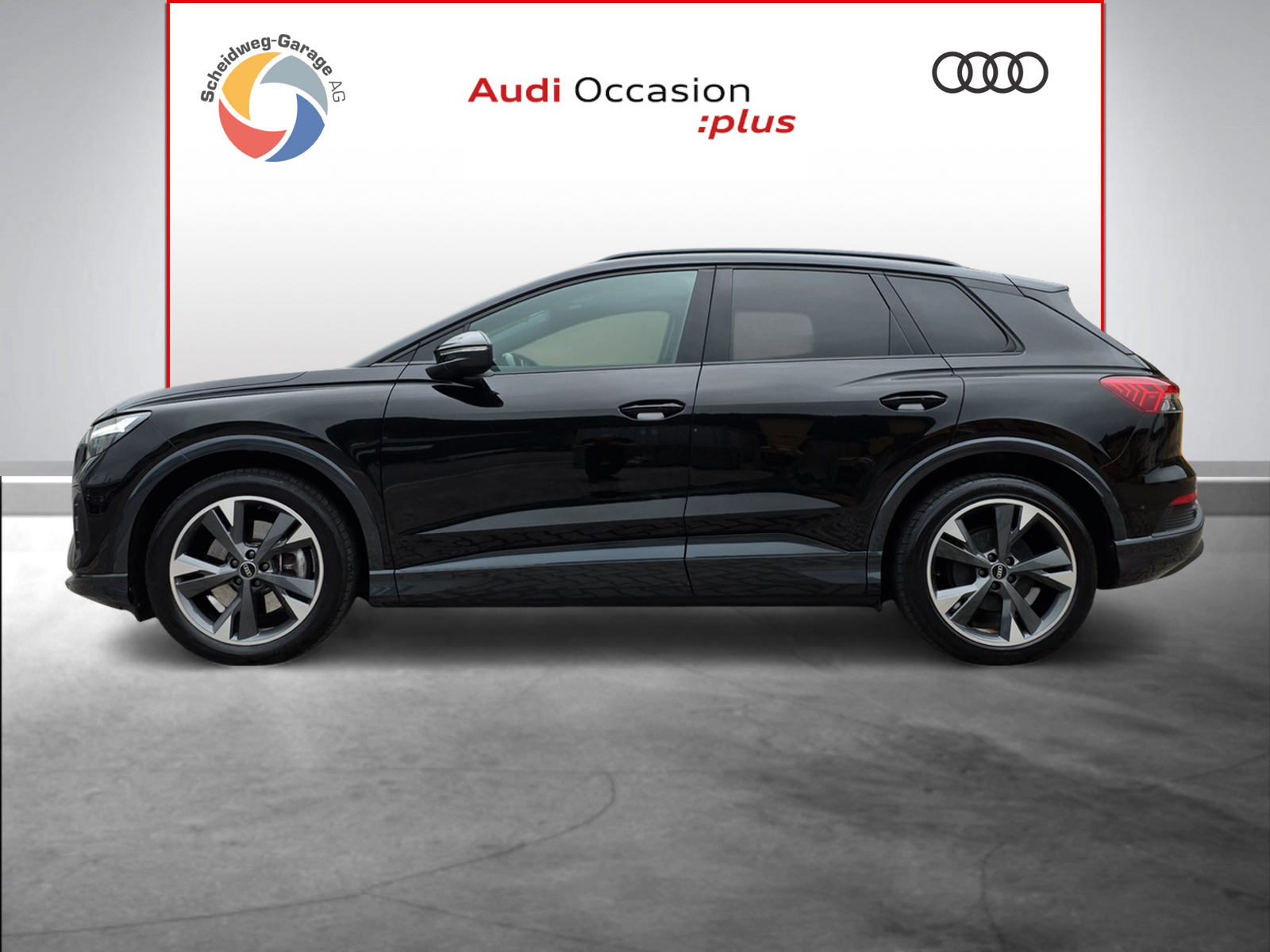 AUDI Q4 e-tron 45 quattro-image-2