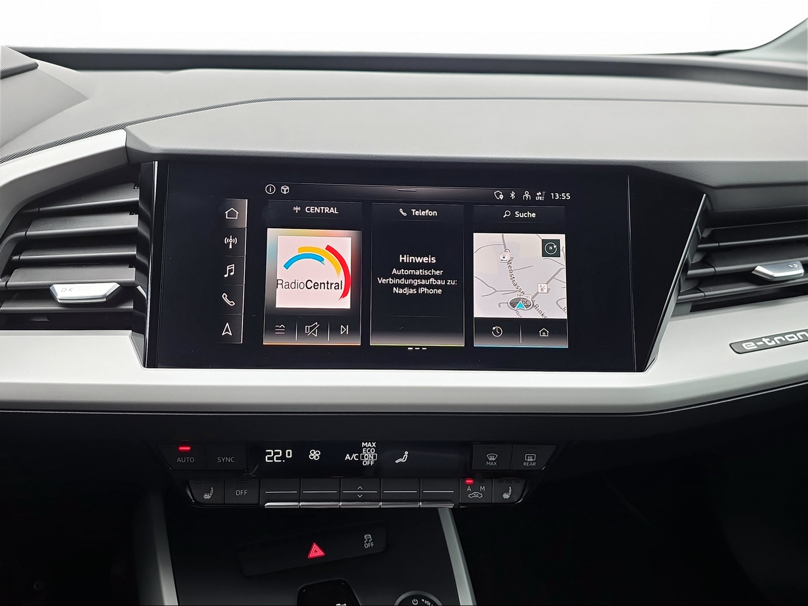 AUDI Q4 e-tron 45 quattro-image-8