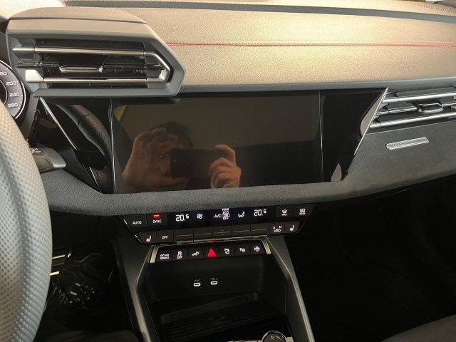 AUDI A3 Sportback TFSI e 200 kW S line Attraction S tronic-image-20