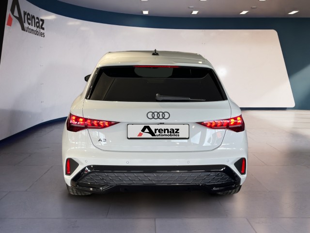AUDI A3 Sportback TFSI e 200 kW S line Attraction S tronic-image-3