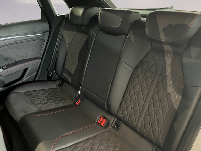 AUDI A3 Sportback TFSI e 200 kW S line Attraction S tronic-image-15