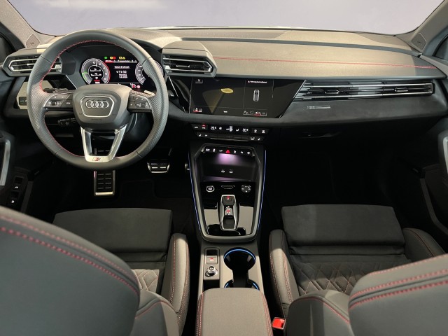 AUDI A3 Sportback TFSI e 200 kW S line Attraction S tronic-image-11