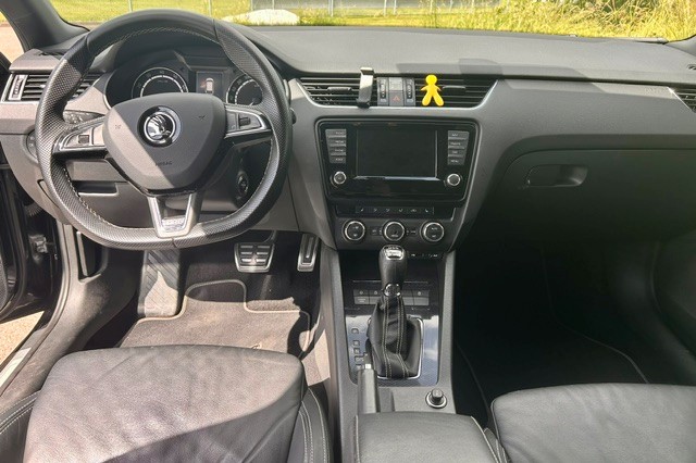 SKODA 2.0 TSI RS DSG-image-1