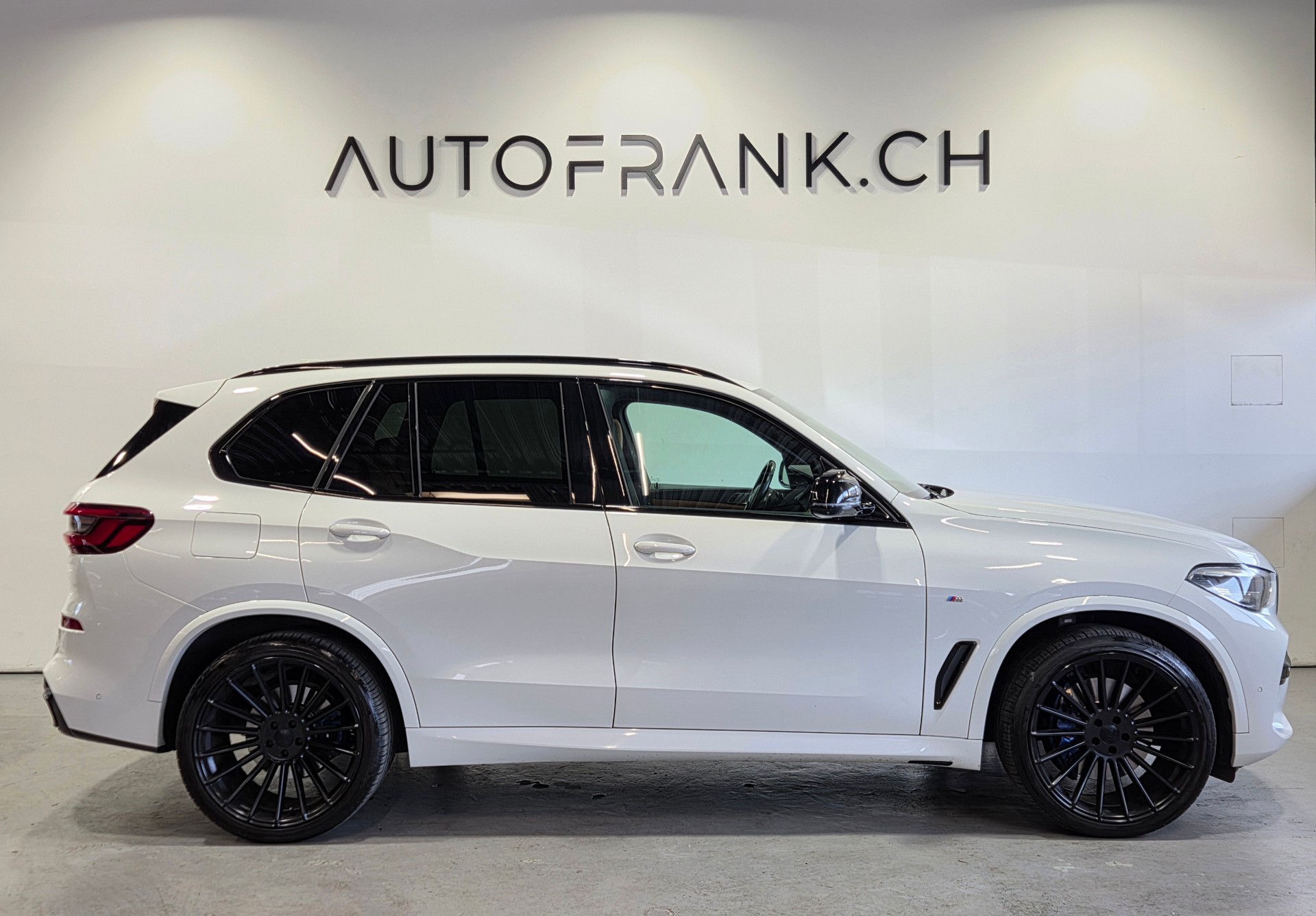 BMW X5 30d xDrive M-Sport-image-1