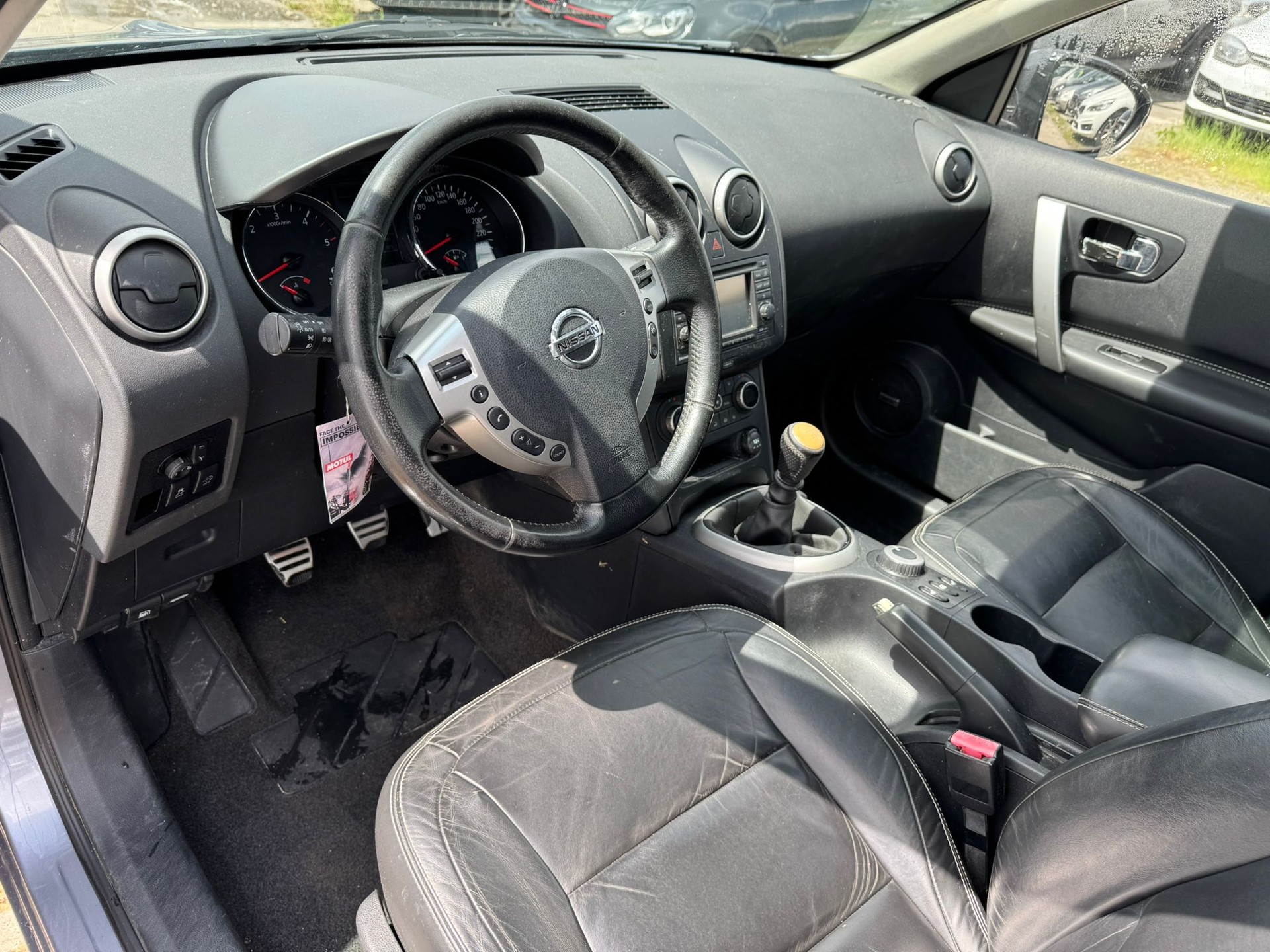NISSAN Qashqai +2 1.6 dCi iStop 4WD tekna-image-9