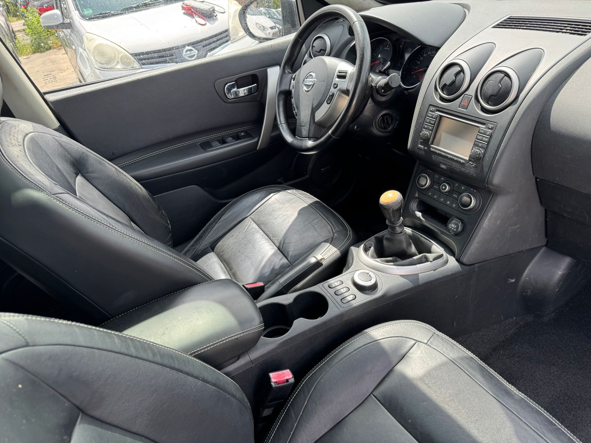 NISSAN Qashqai +2 1.6 dCi iStop 4WD tekna-image-6
