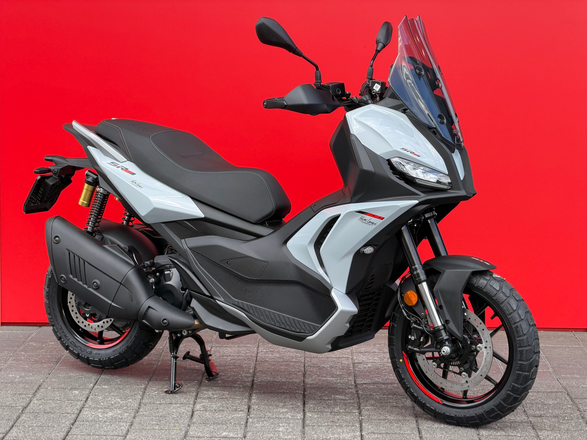 APRILIA SR 400 GT-image-14