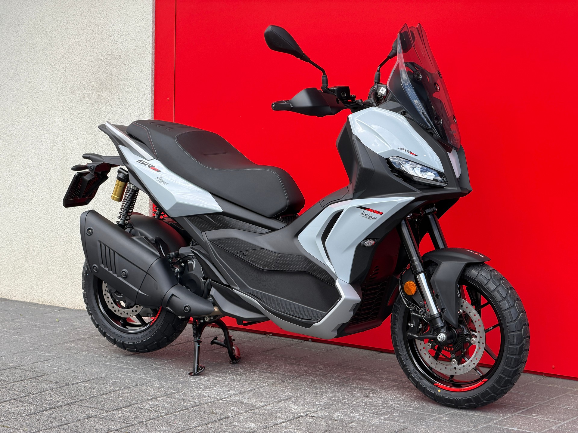 APRILIA SR 400 GT-image-12