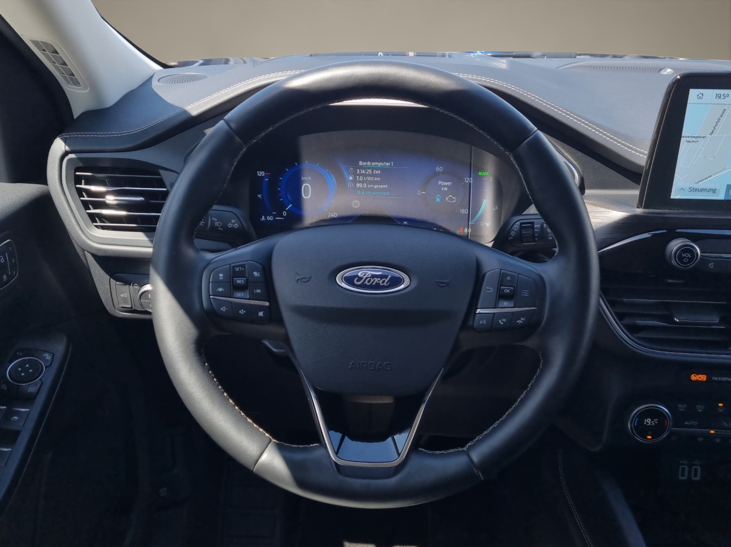 FORD Kuga 2.5 Hybrid Vignale 4x4-image-15