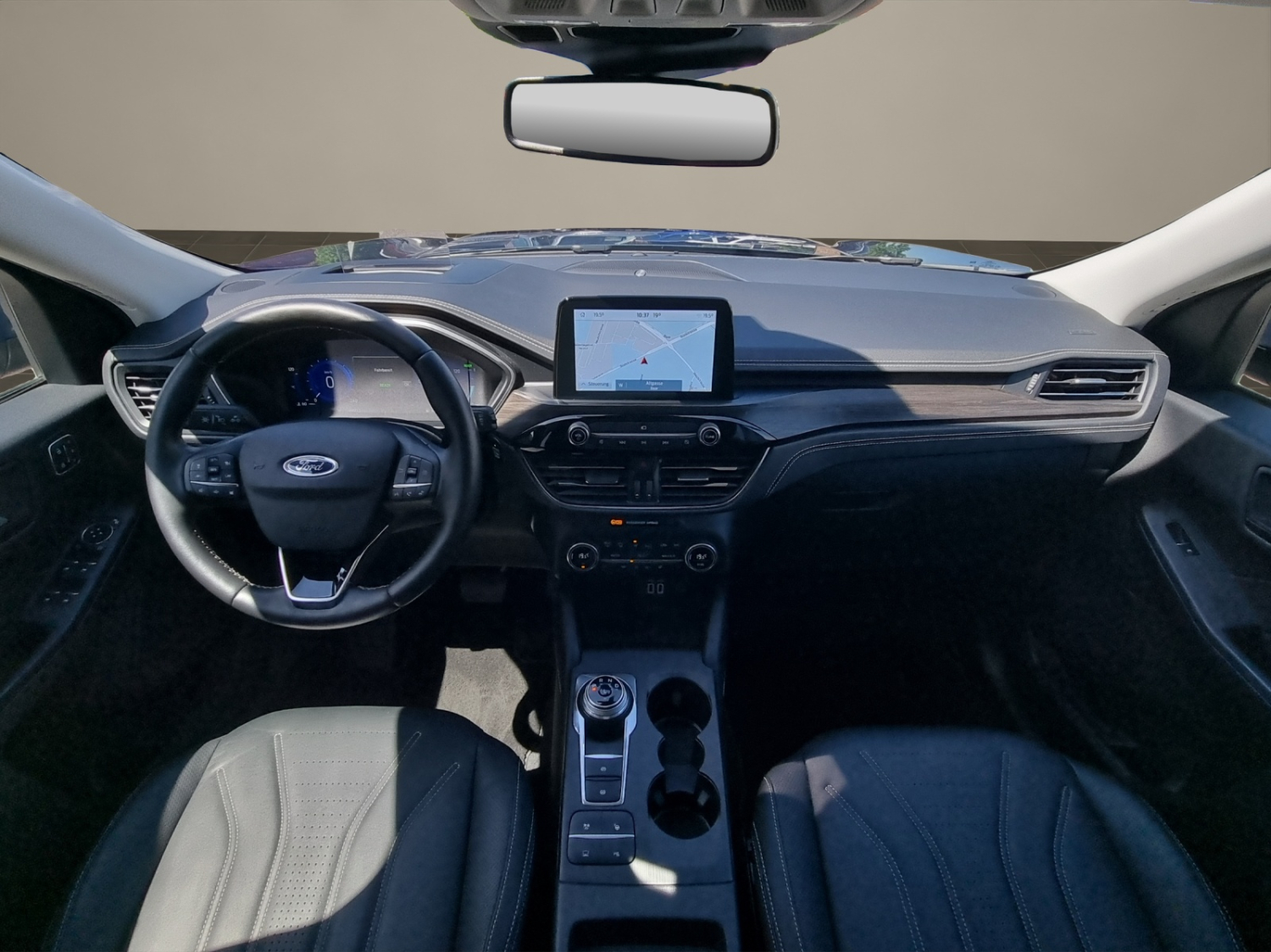 FORD Kuga 2.5 Hybrid Vignale 4x4-image-13