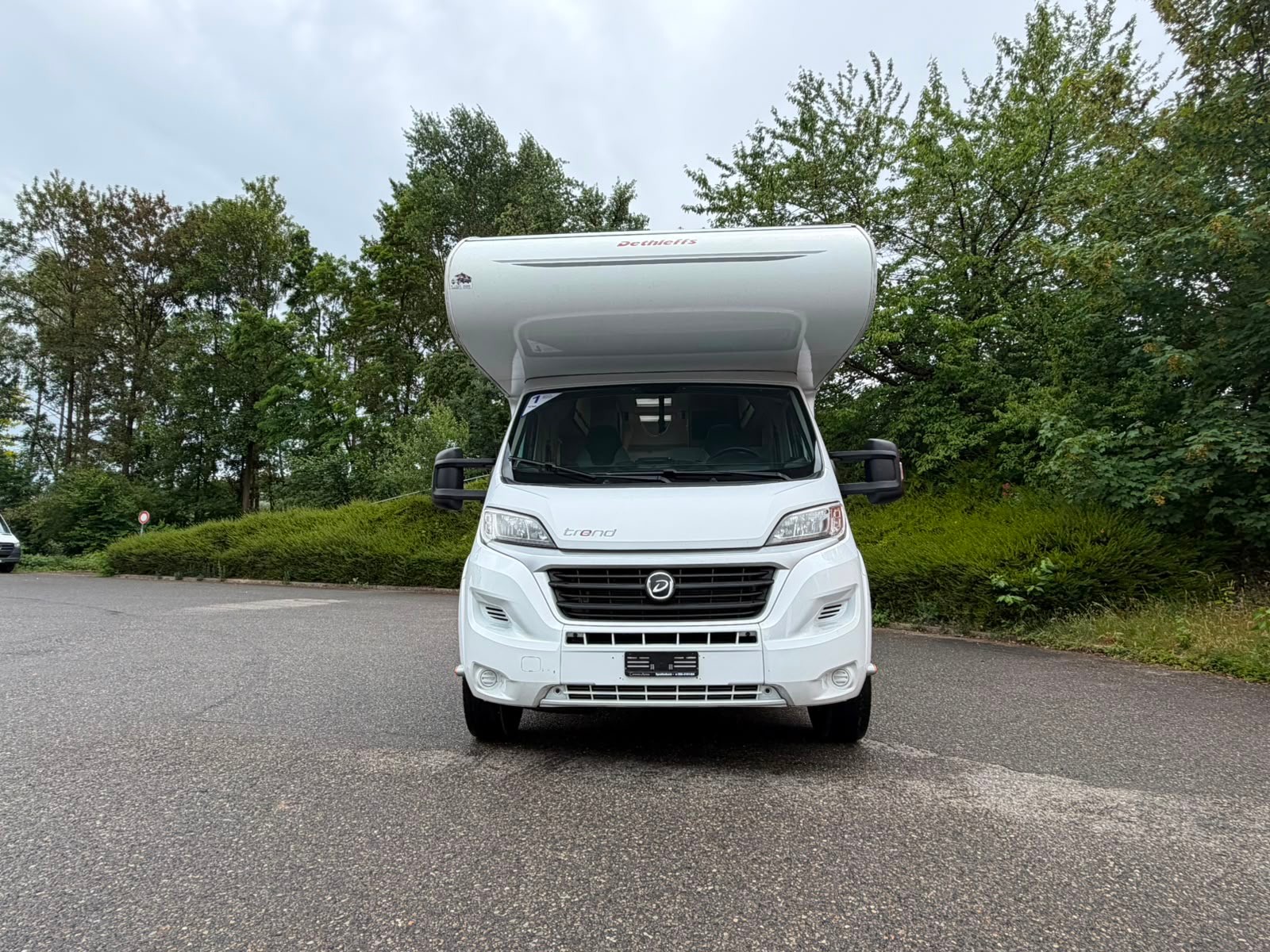 DETHLEFFS Fiat Ducato Dethleffs Trend A 5887 | 6 Plätze | 459kg Nutzlast | Frisch MFK & Garantie-image-1