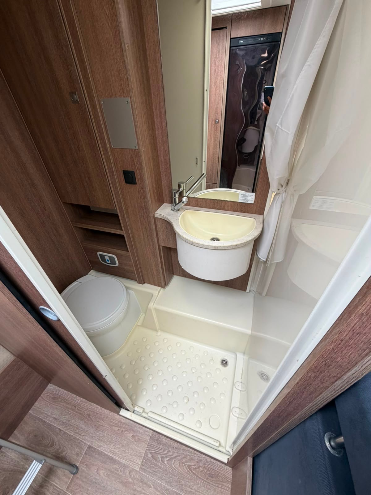 DETHLEFFS Fiat Ducato Dethleffs Trend A 5887 | 6 Plätze | 459kg Nutzlast | Frisch MFK & Garantie-image-18