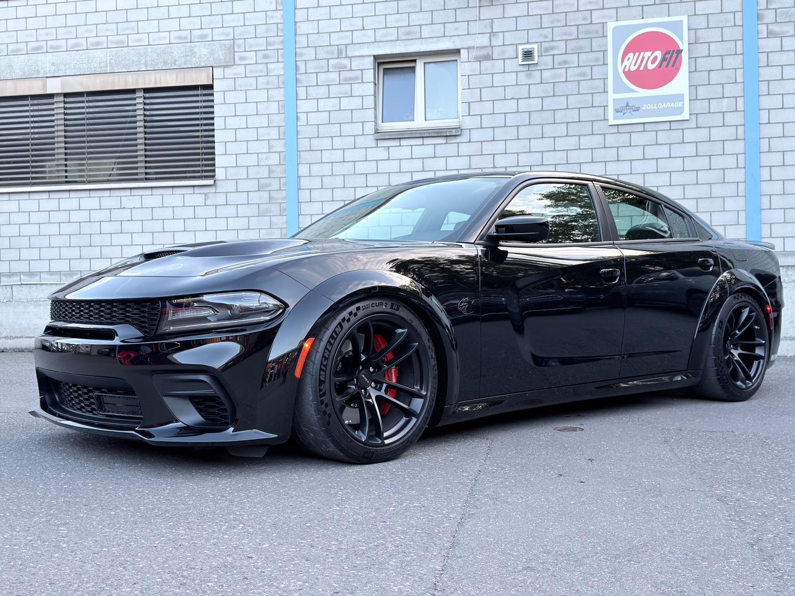 DODGE CHARGER HELLCAT WIDEBODY 727 PS-image-7