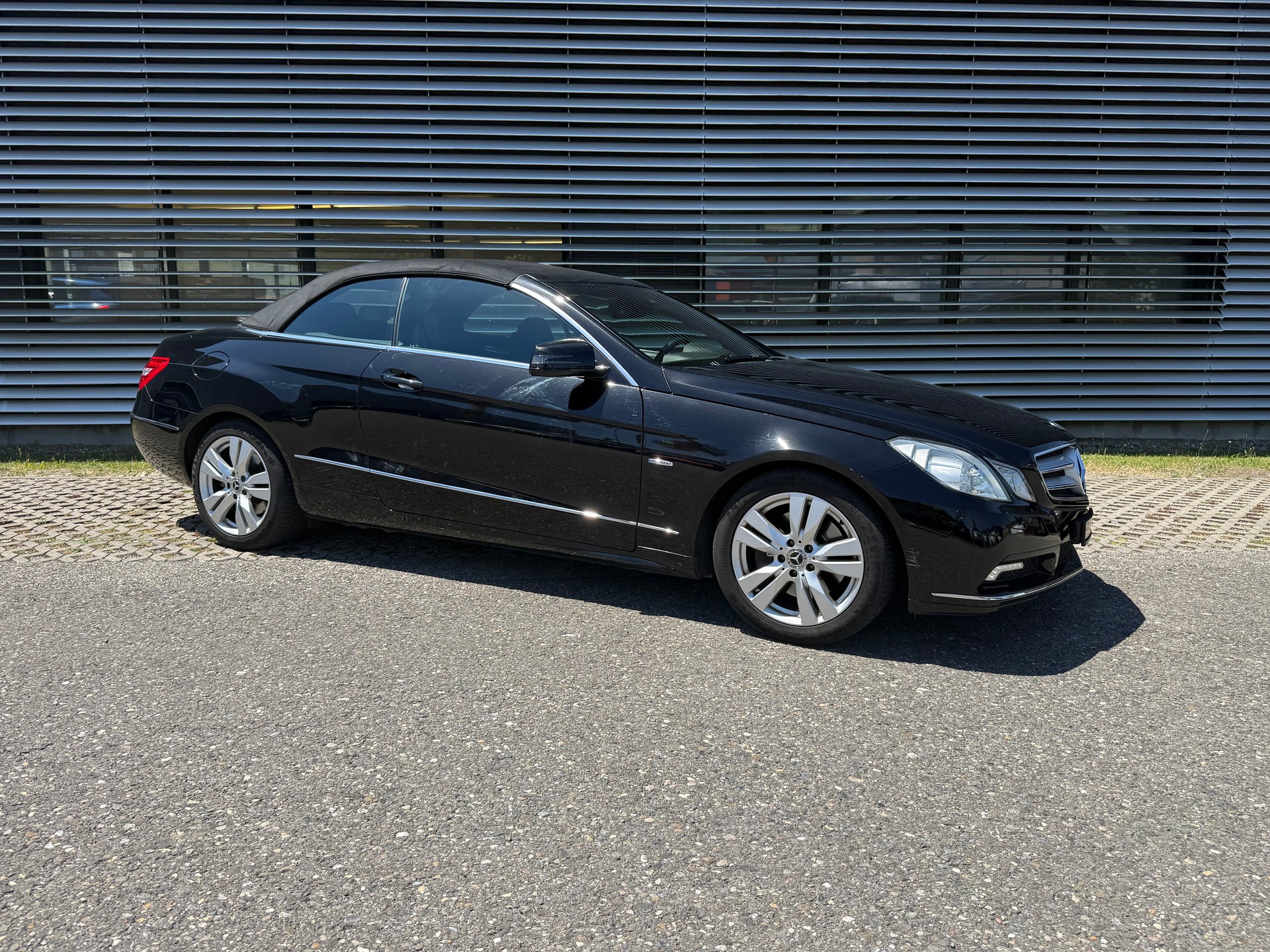 MERCEDES-BENZ E 350 CGI BlueEfficiency 7G-Tronic-image-3