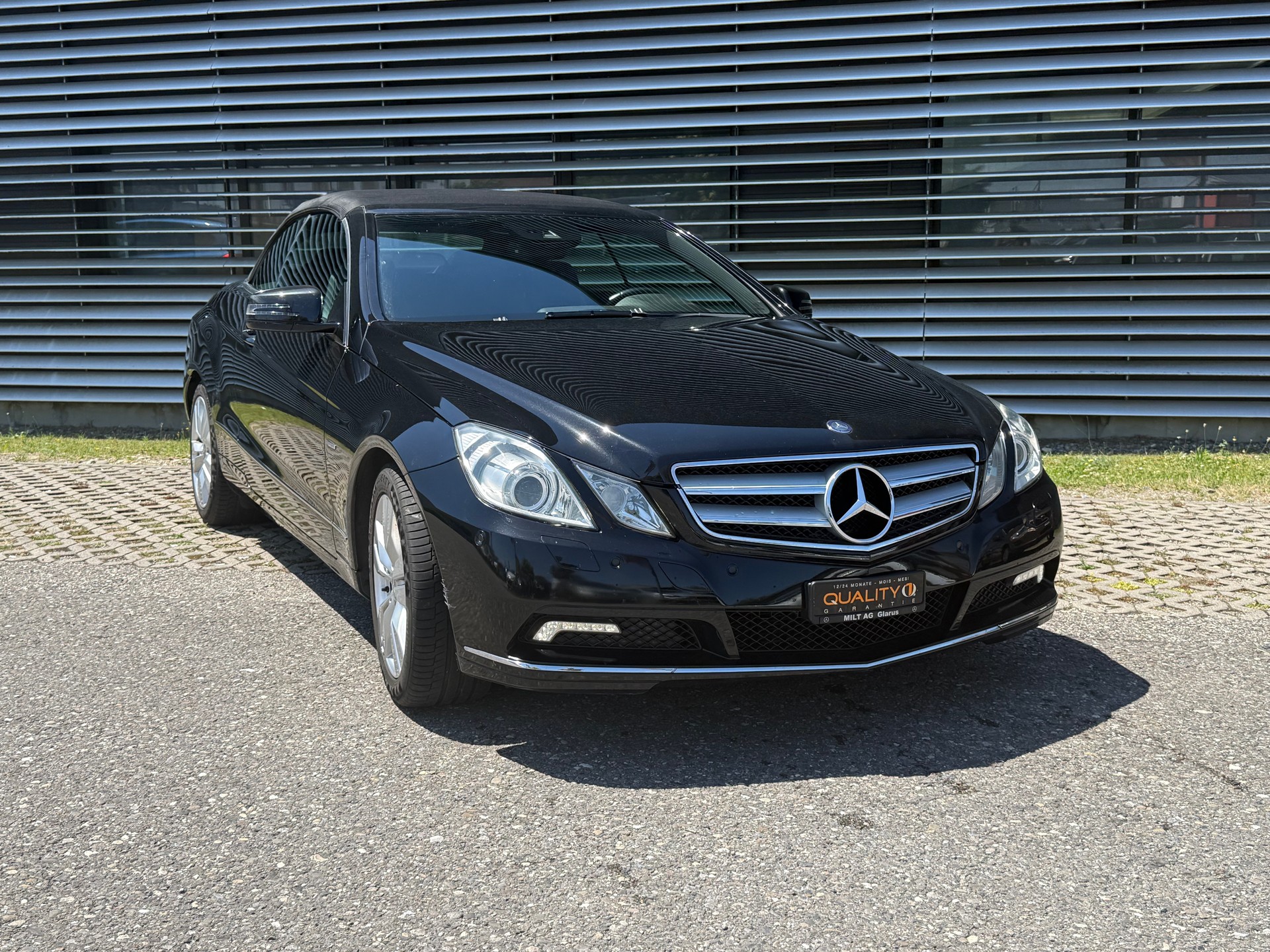 MERCEDES-BENZ E 350 CGI BlueEfficiency 7G-Tronic-image-2